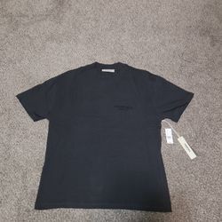 Essentials T-shirt 