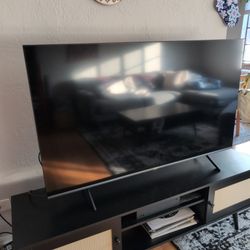Hisense TV 55"