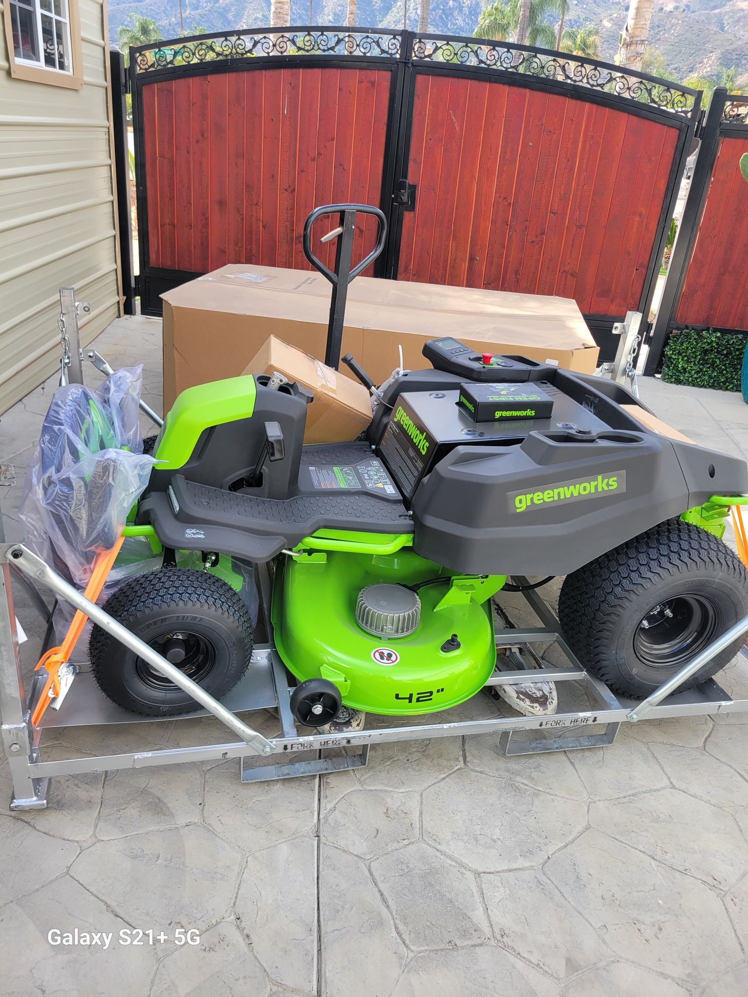 Greenworks Tractor Mower 60v New