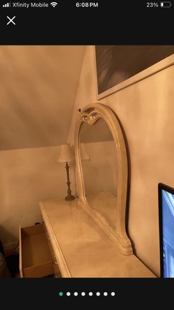 Six dresser drawer with mirror