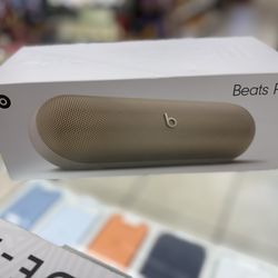Brand new Beats Pill speakers 🔊 🔥🔥🔥on sale 🔥🔥🔥