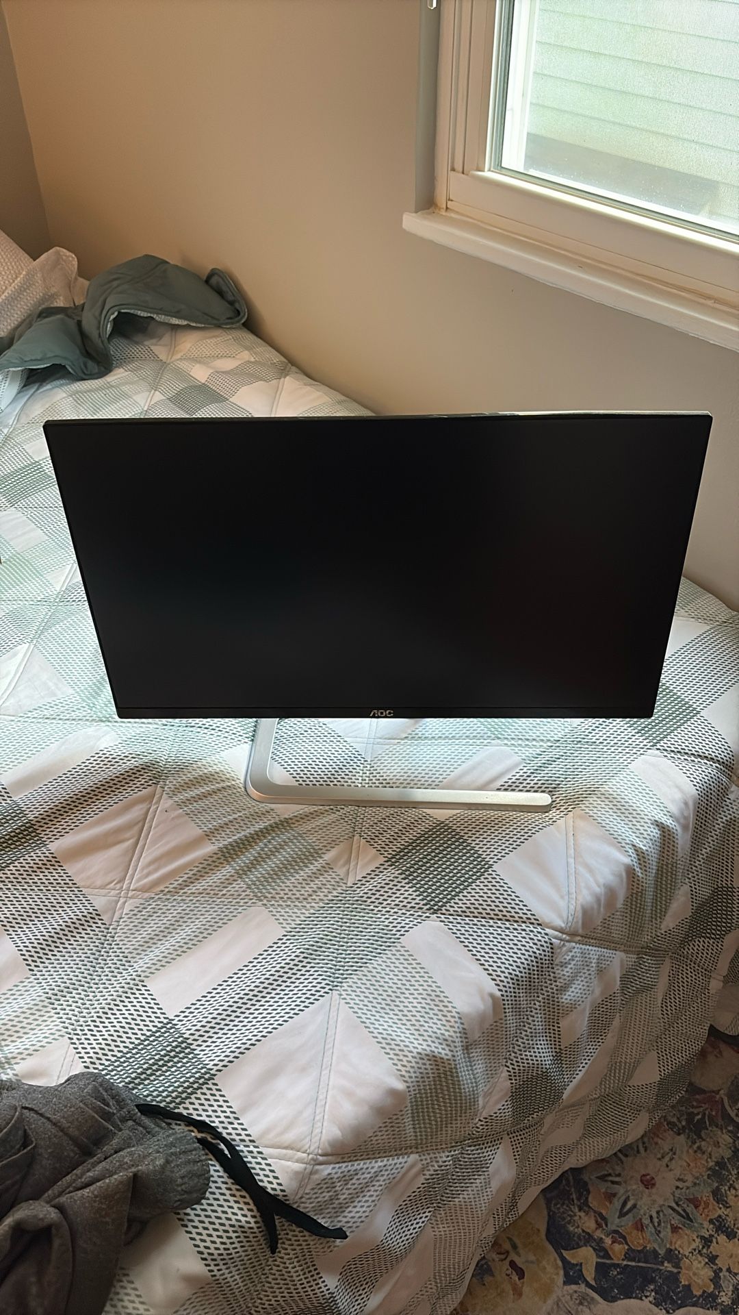 AOC Monitor