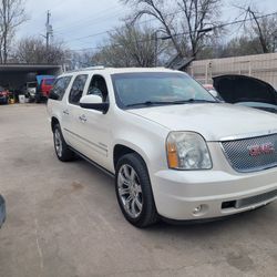 2012 GMC Yukon Denali