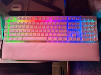 Razer blackwidow v4 pro full size