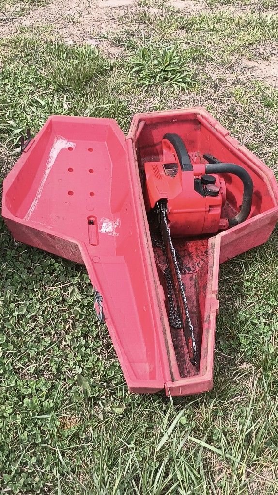 Chainsaw