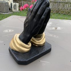 Preying Hands Statue