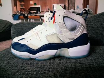 JORDAN JUMPMAN TWO TREY  sz13