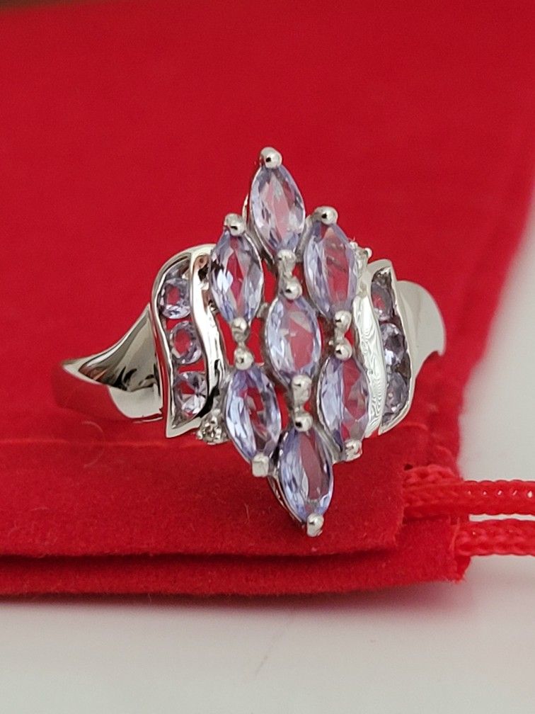 ❤️ 14k Size 7 Beautiful Solid White Gold Tanzanite Gemstones Ring!/ Anillo de Oro con Tanzanitas!👌🎁Post Tags: Anillo de Oro