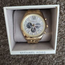 Michael Kors Gold Watch - Model: MK-8494
