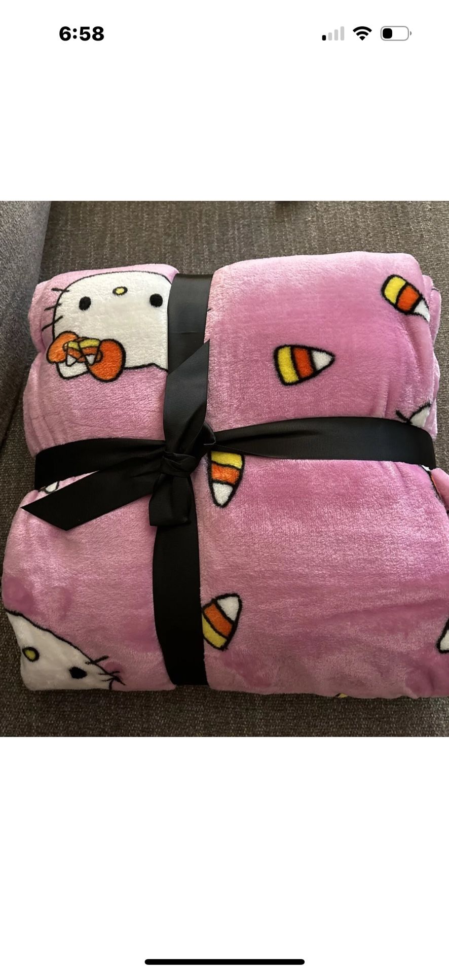 Hello Kitty Blanket