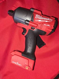 Milwaukee M18 FUEL with ONE-KEY High Torque 3/4" Impact Wrench