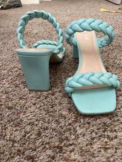 Women’s Shoes 