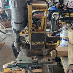 Dewalt Mag Drill