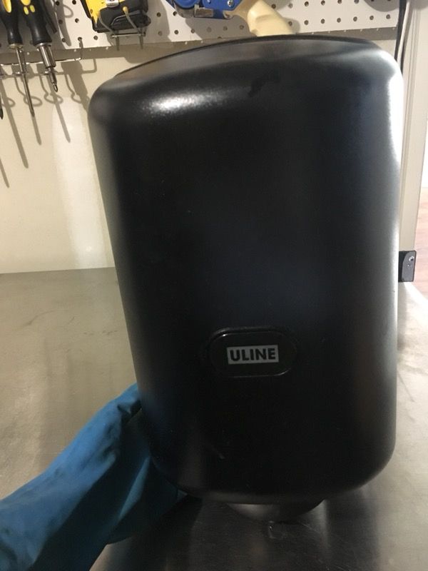 Uline EZ Pull Paper Towel Dispenser