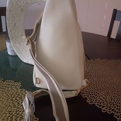 Small Cream crossbody