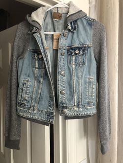 American Eagle jean jacket NWT
