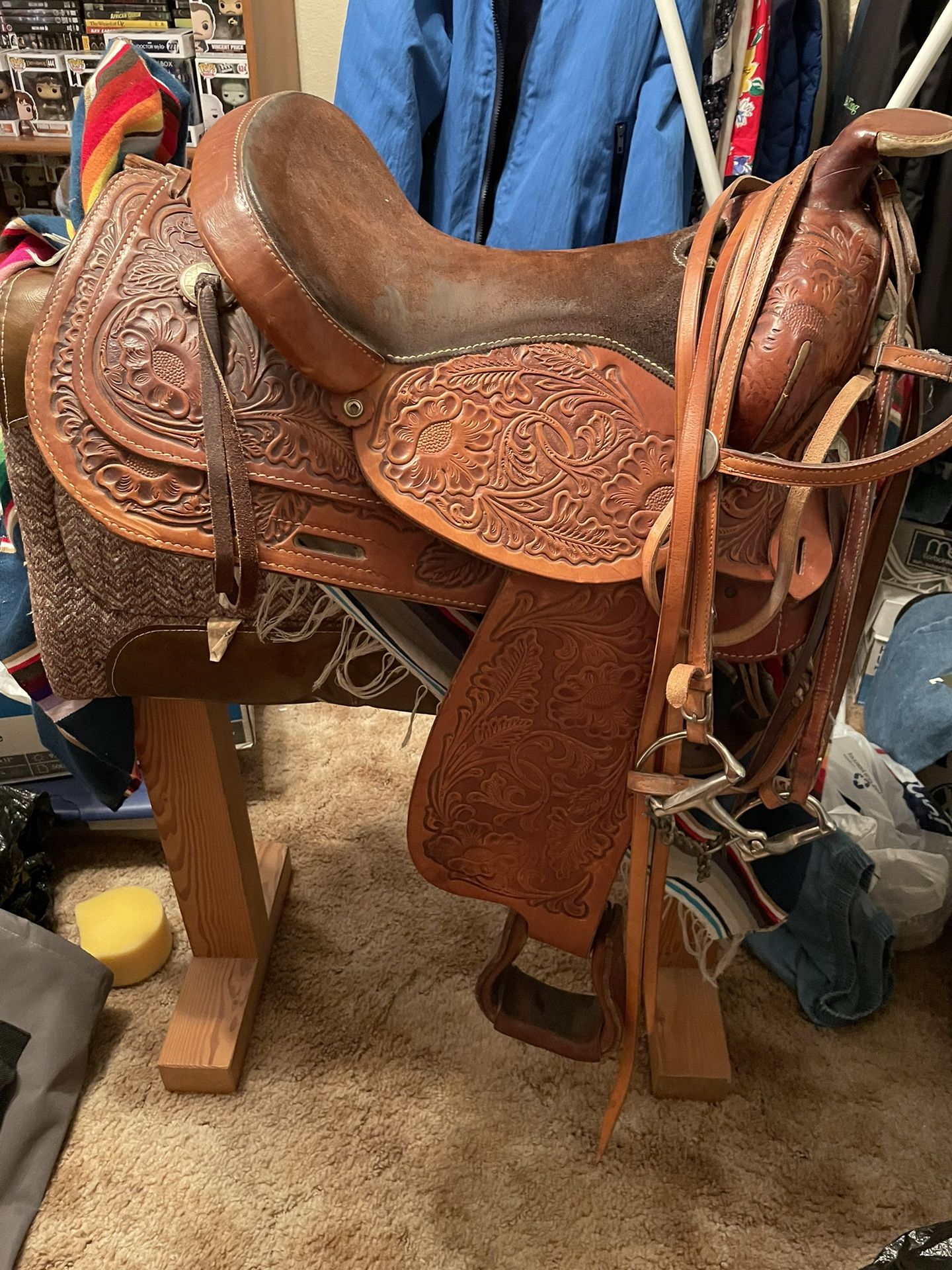 Western Tooled Leather saddle