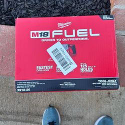 Milwaukee Rotary Hammer 