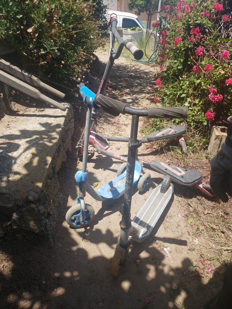3 Free Scooters Take Them All Still Lil Life On Them