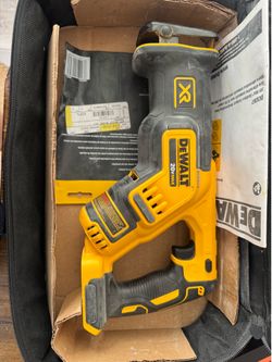 DEWALT 20V Max* Cordless Compact Reciprocating Saw