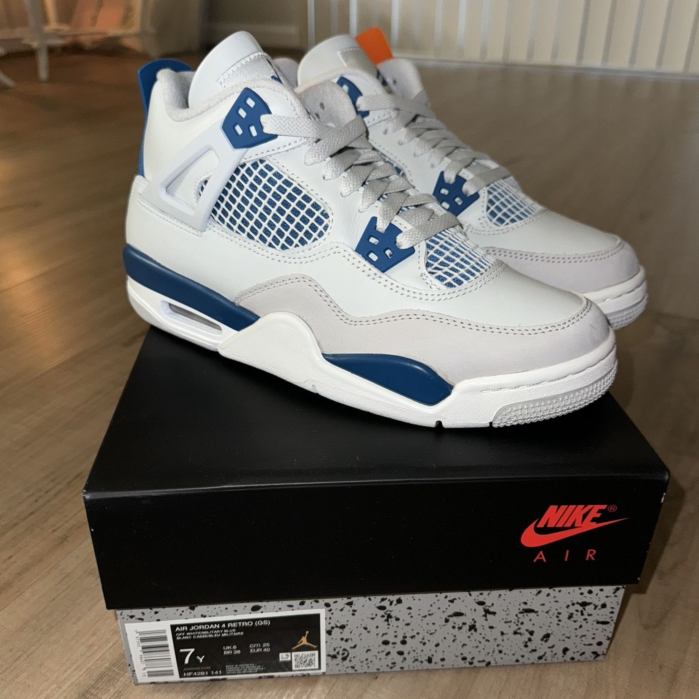 Jordan 4 Retro Military Blue GS Size 7Y