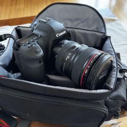 Camera DSLR Cannon EOS 6D + 2 Lenses (Like New!!)