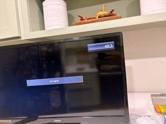 32” Sanyo Tv (not smart tv) $20 MPU