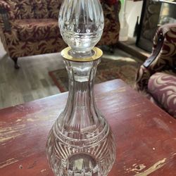 Only $185 Selling my Decanter & Stopper in the Hanover Gold pattern by Waterford
