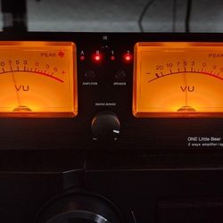 Douk Audio VU3 Dual Analog VU Meter 2-way Amplifier/Speaker Audio Switcher 