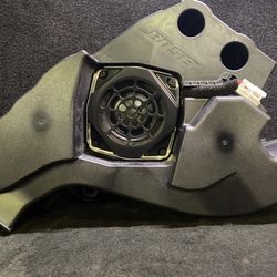 2014 - 2021 INFINITI QX80 OEM BOSE AUDIO REAR SUB WOOFER SPEAKER BOX & Amps