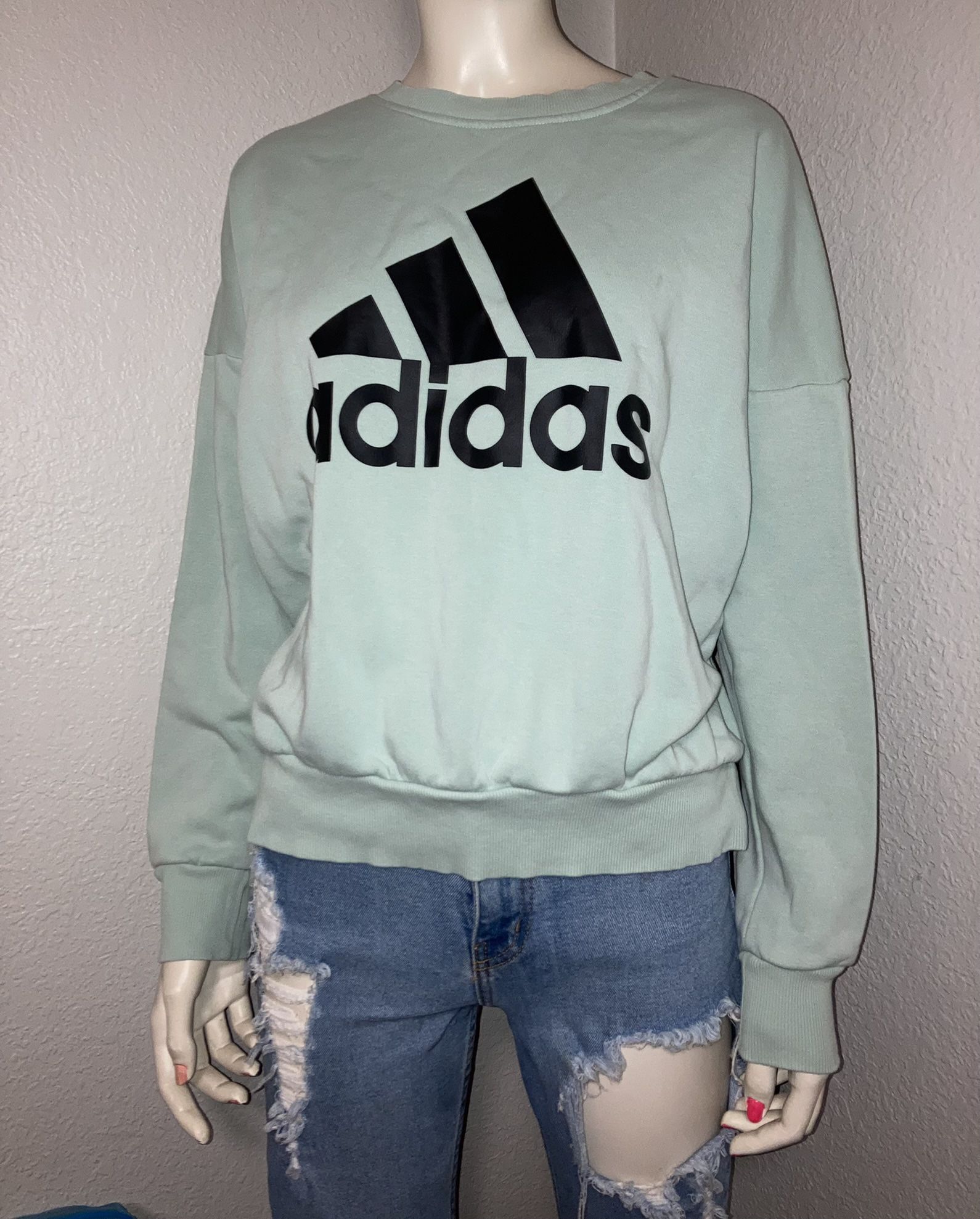 Adidas Sweater Size L