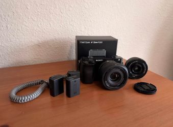 Sony a6100 Mirrorless Camera Bundle