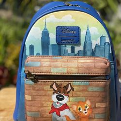 Disneys Oliver & Company Lounge Fly Mini Backpack 