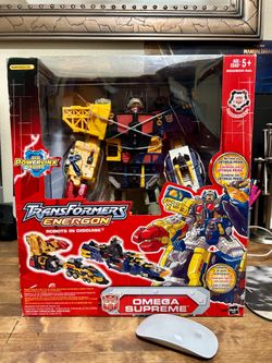 Transformers Energon Omega Supreme