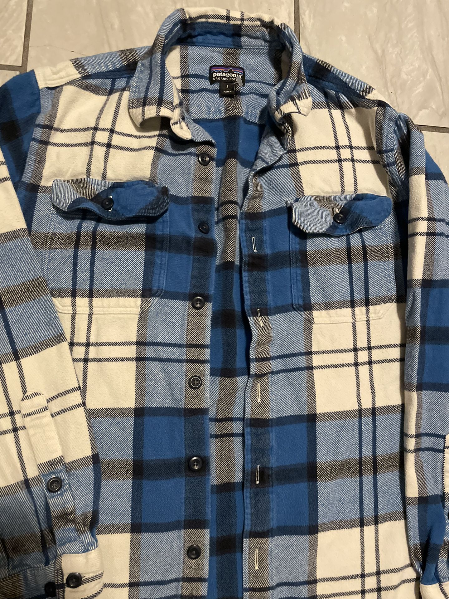 Patagonia Mens Long-Sleeved Organic Cotton Fjord Flannel Shirt Small Blue Plaid