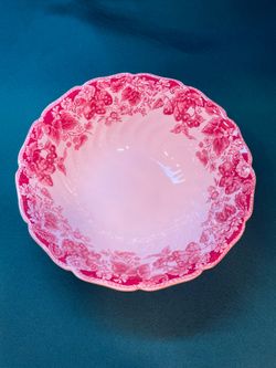 Vintage Johnson bros “ Strawberry Fair Pink” serving bowl