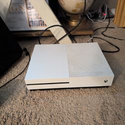 Xbox Series S With 2 Controllers And 25 Disc Games
