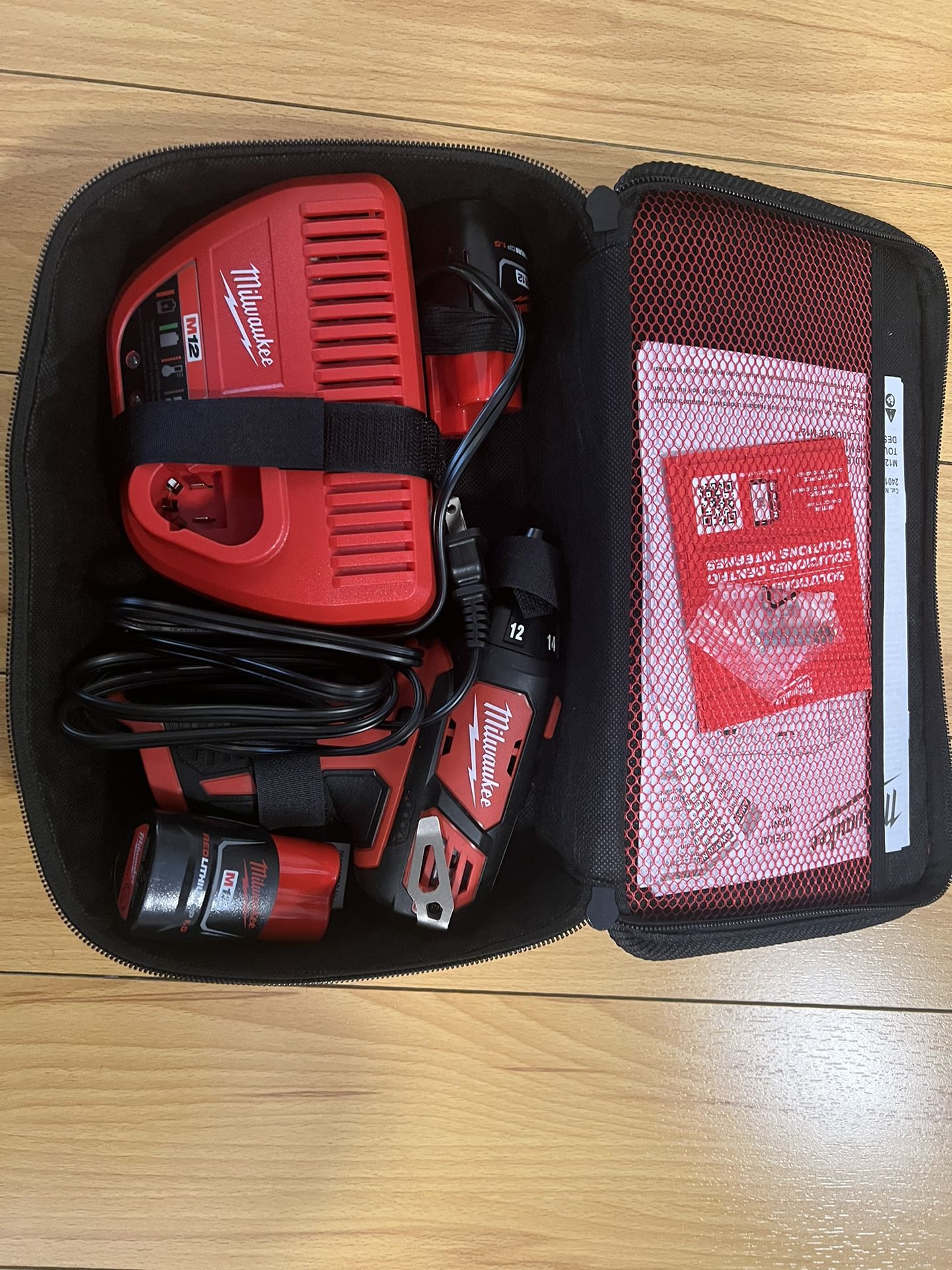 New Milwaukee M12 Drill With 2 Batteries and Charger 