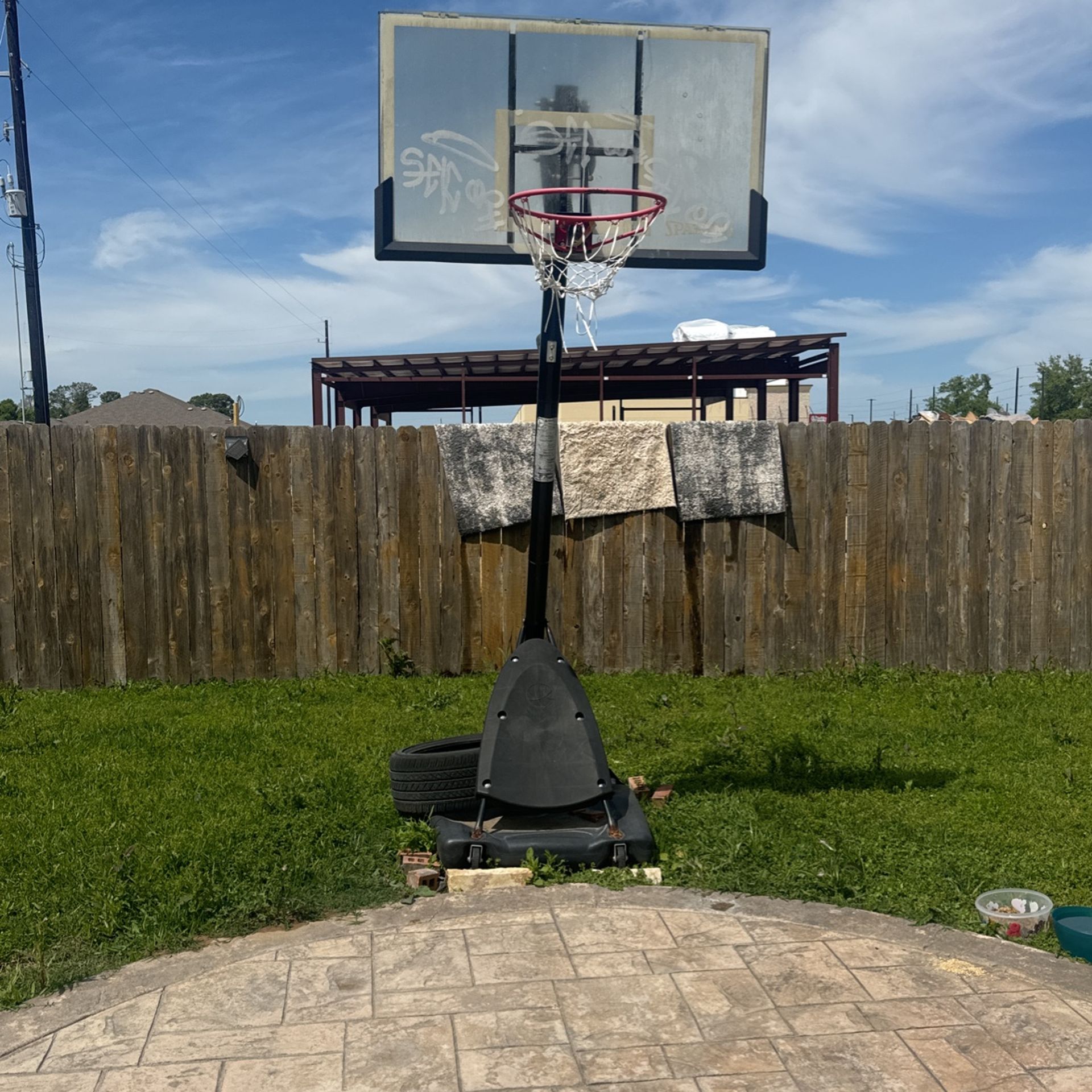 Basketball Hoop 