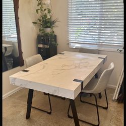 White Faux Marble Dining Table And Chairs 