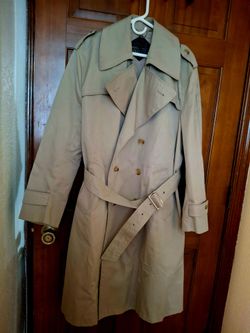 LADIE'S NICE TRENCH COAT