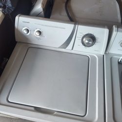 Admiral By Whirlpool Heavy Duty Topload Washer With Agitator Older Model Highly Recommended 