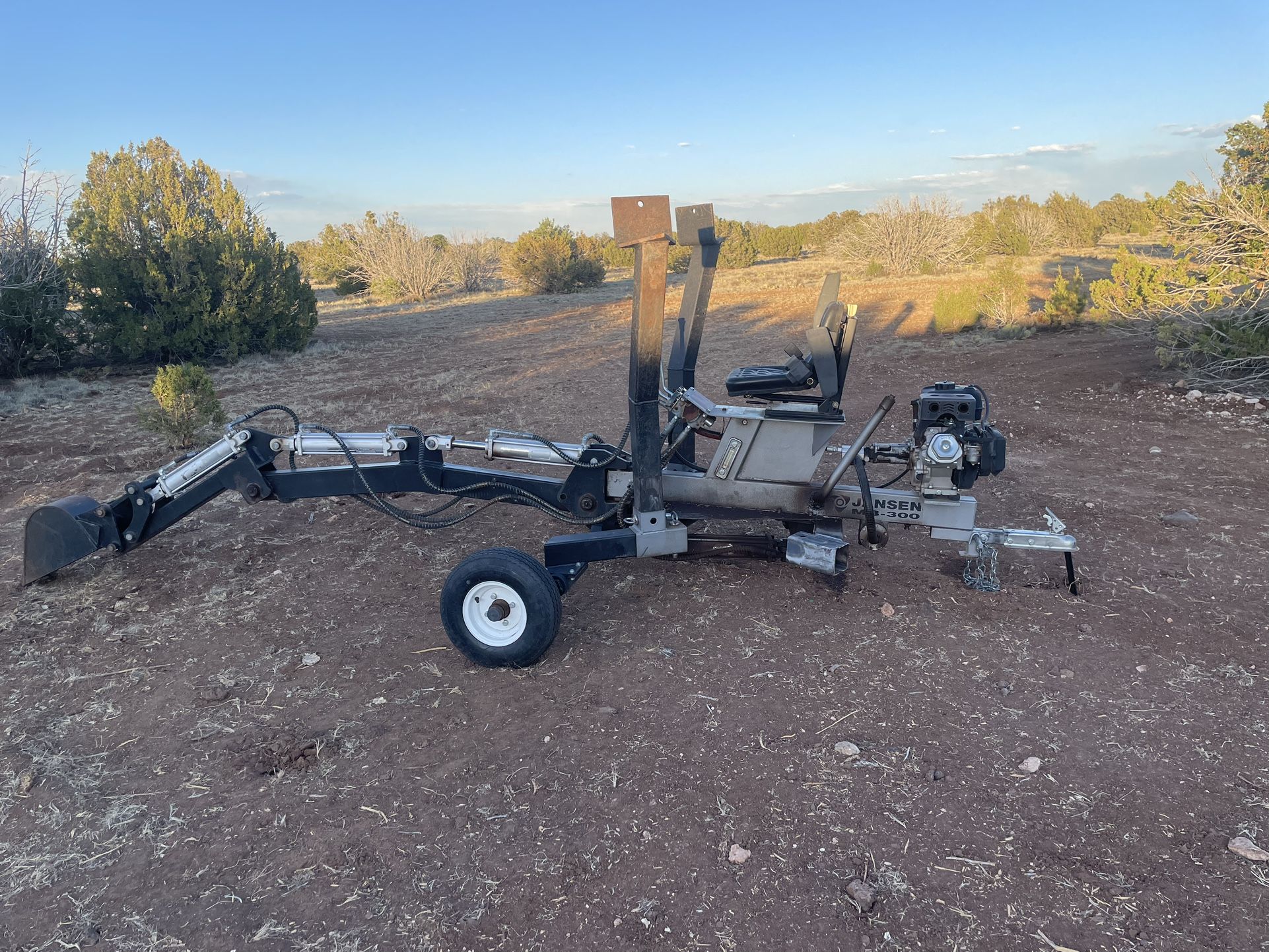 Jansen MB-300 Towable Backhoe with extra bucket