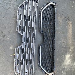 RAV4 Grill