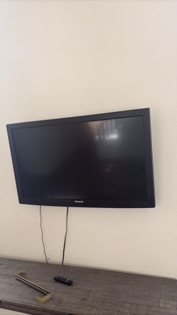 Panasonic Tv 42”