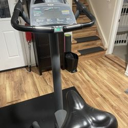 Exercise bike - Precor C846i