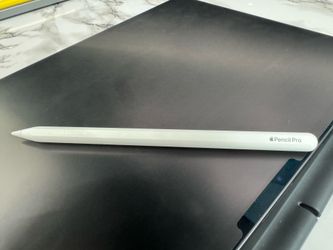 Apple iPad Pro 13-inch (M4) 256GB Wi-Fi + Apple Pencil Pro – Space Black