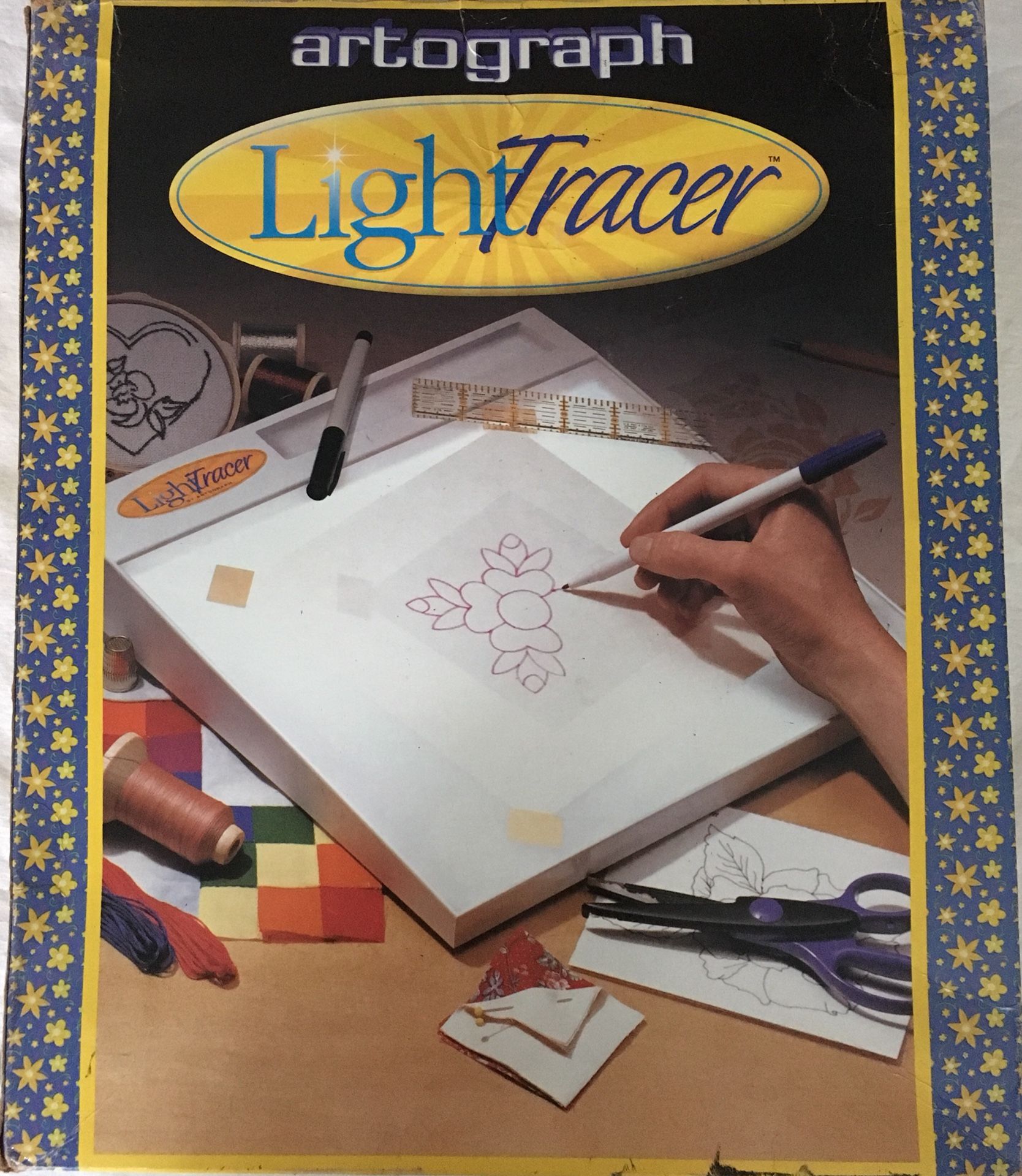 artograph LIGHT TRACER light box - for tracing or weeding Cricut or silhouette vinyl projects