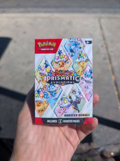 Prismatic evolution booster bundle