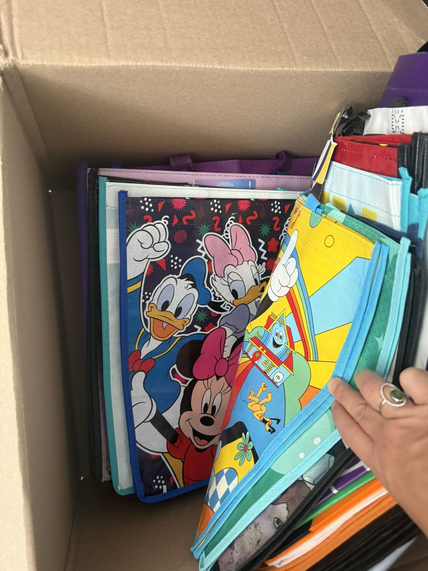 New Reusable Bags Disney & Other Themes Qty 107